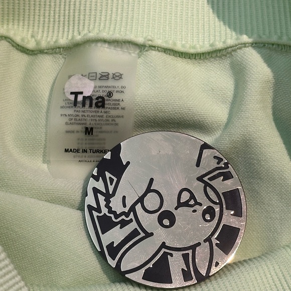 TNA ARTIZIA full length pastel lime leggings. size medium. lightly worn. - Picture 6 of 6